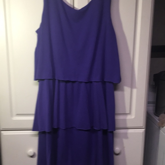 Dress - Picture 5 of 5